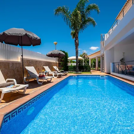 Villa Holiday Home In Albufeira Near Sao Rafael Beach *